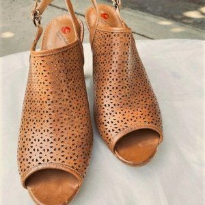 Blondo Sandals
